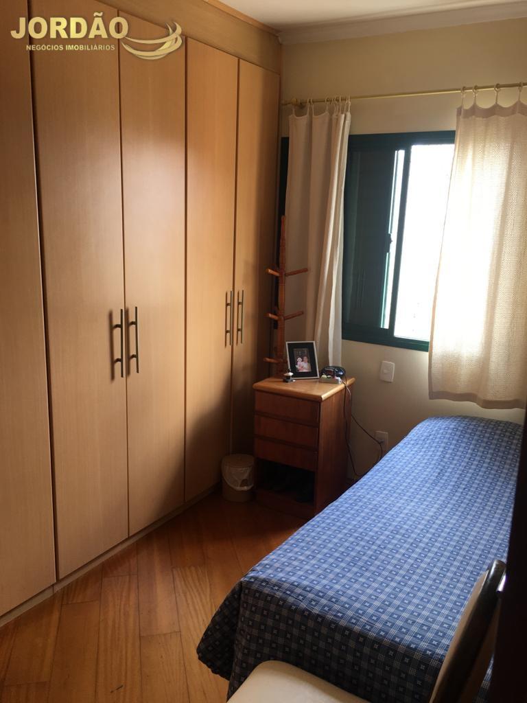 Apartamento à venda com 3 quartos, 79m² - Foto 13