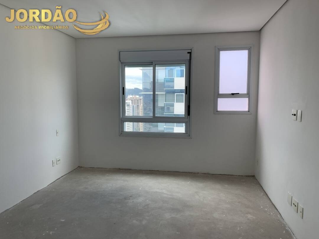 Apartamento à venda com 4 quartos, 750m² - Foto 27