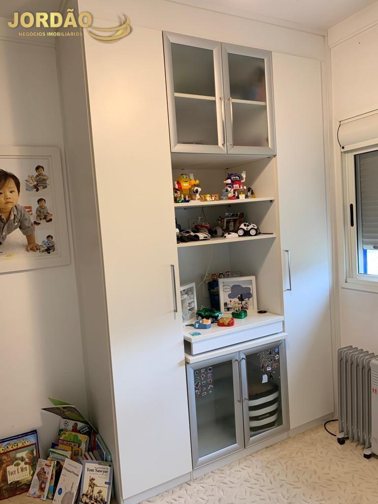 Apartamento à venda com 3 quartos, 139m² - Foto 1