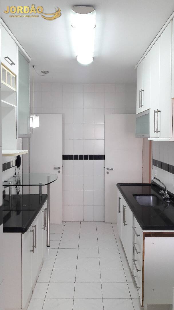 Apartamento para alugar com 4 quartos, 158m² - Foto 10