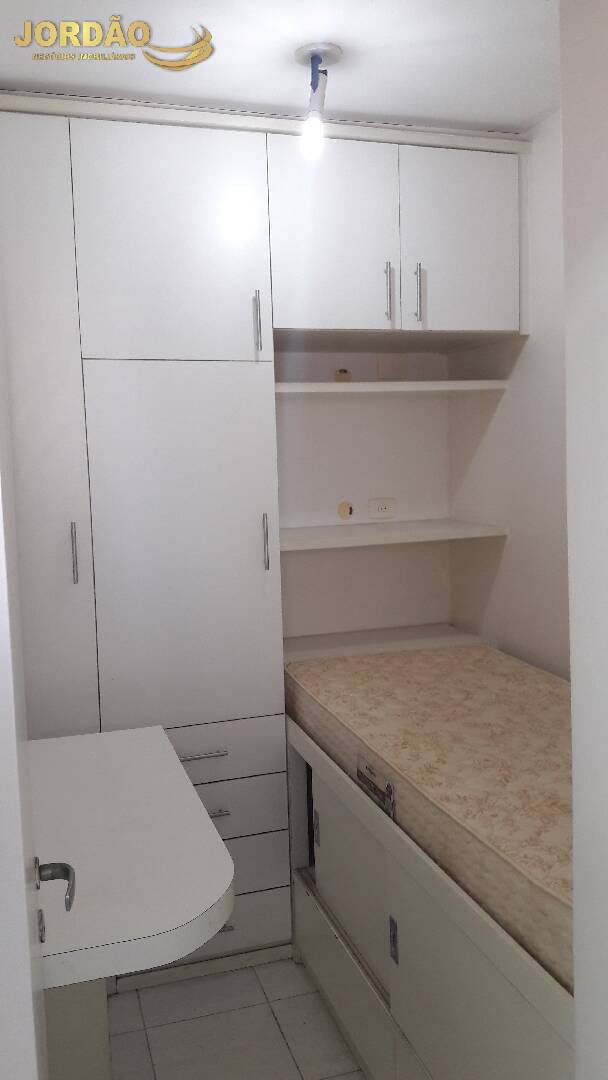 Apartamento para alugar com 4 quartos, 158m² - Foto 11