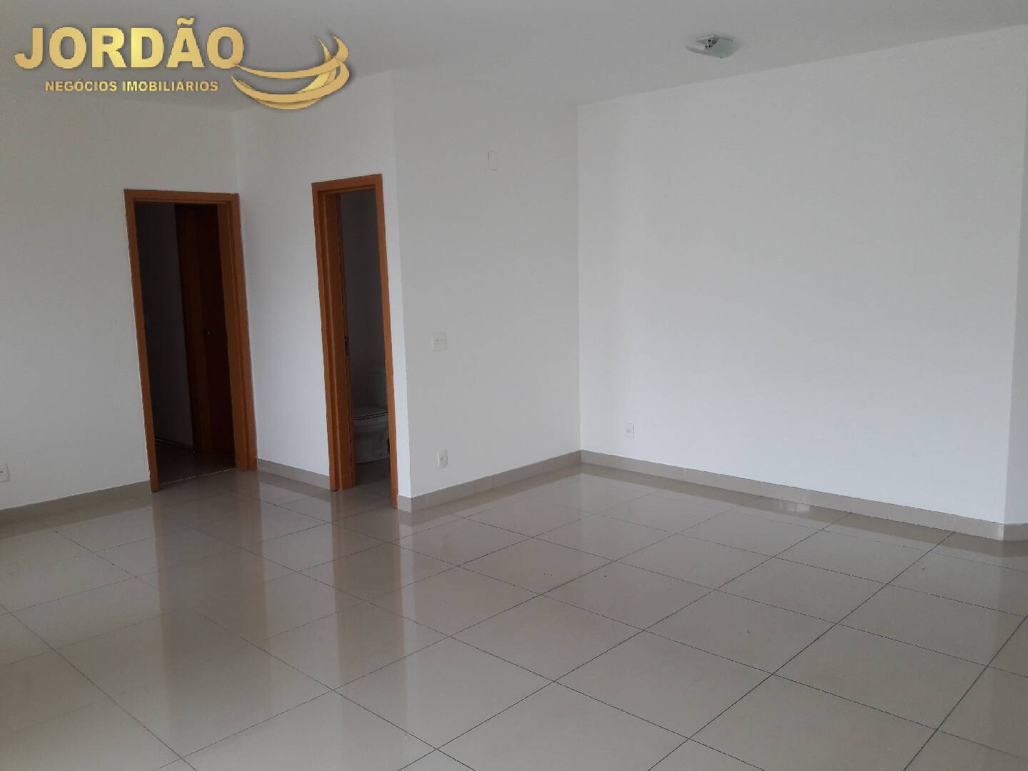 Apartamento para alugar com 3 quartos, 122m² - Foto 3