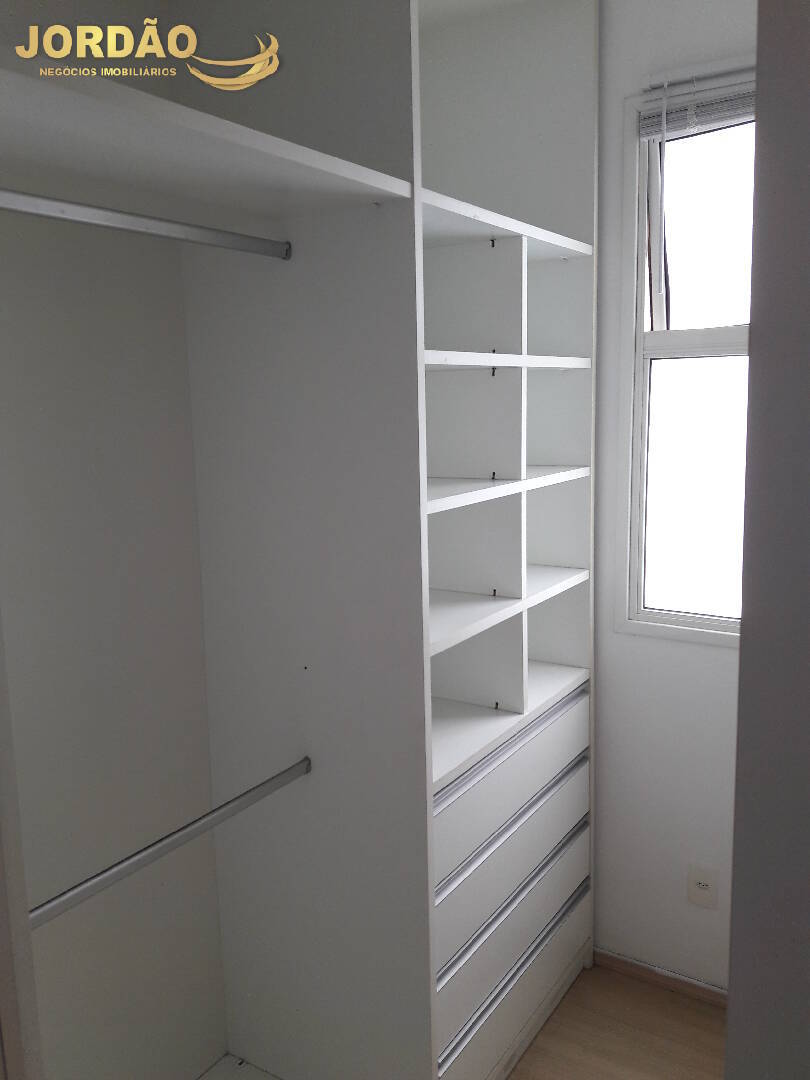 Apartamento para alugar com 3 quartos, 122m² - Foto 15