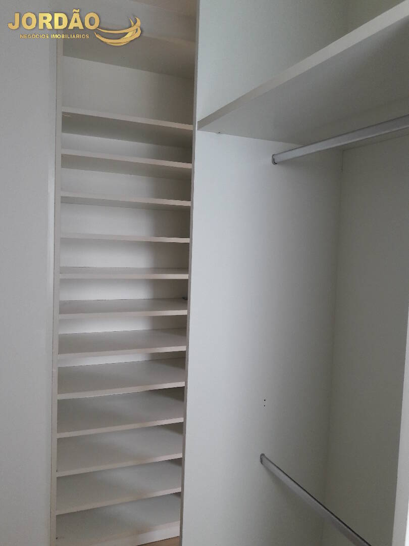 Apartamento para alugar com 3 quartos, 122m² - Foto 16