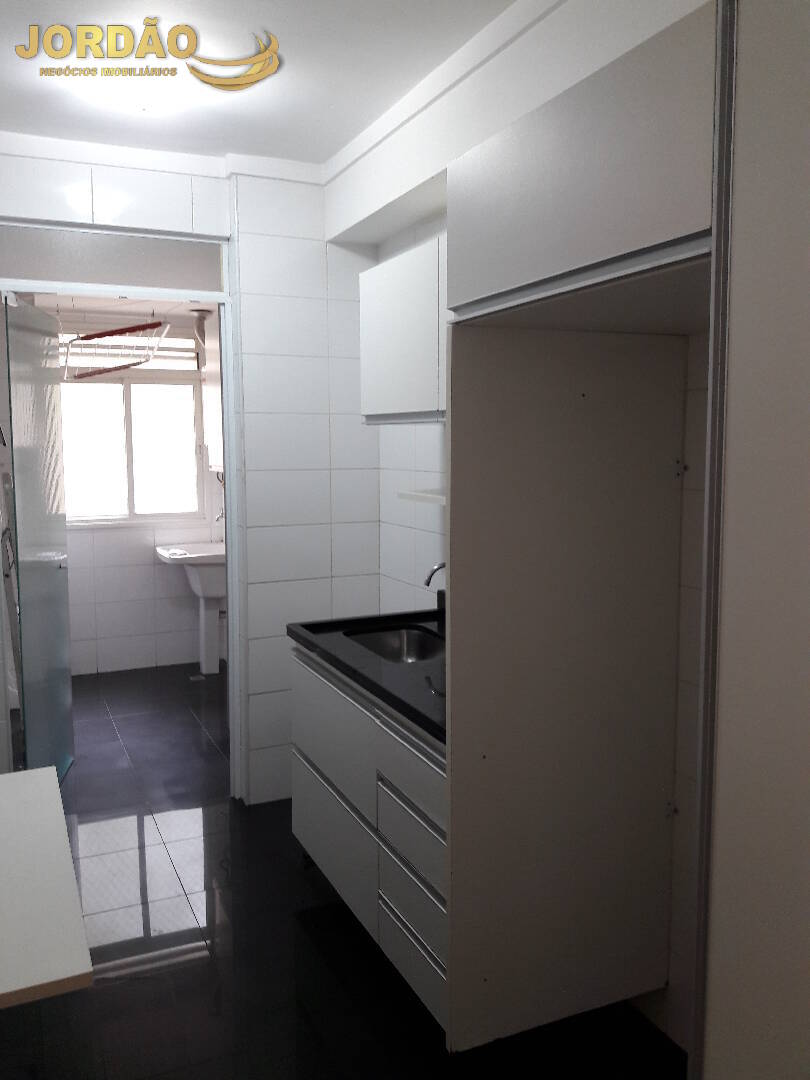 Apartamento para alugar com 3 quartos, 122m² - Foto 23