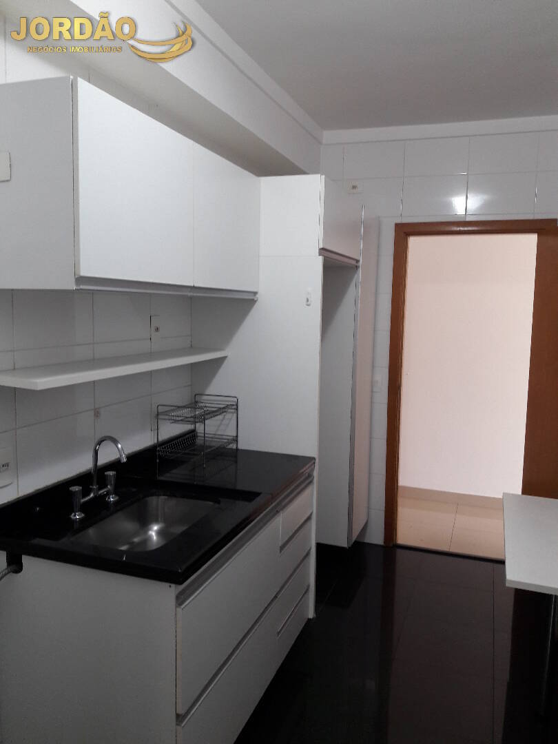 Apartamento para alugar com 3 quartos, 122m² - Foto 26