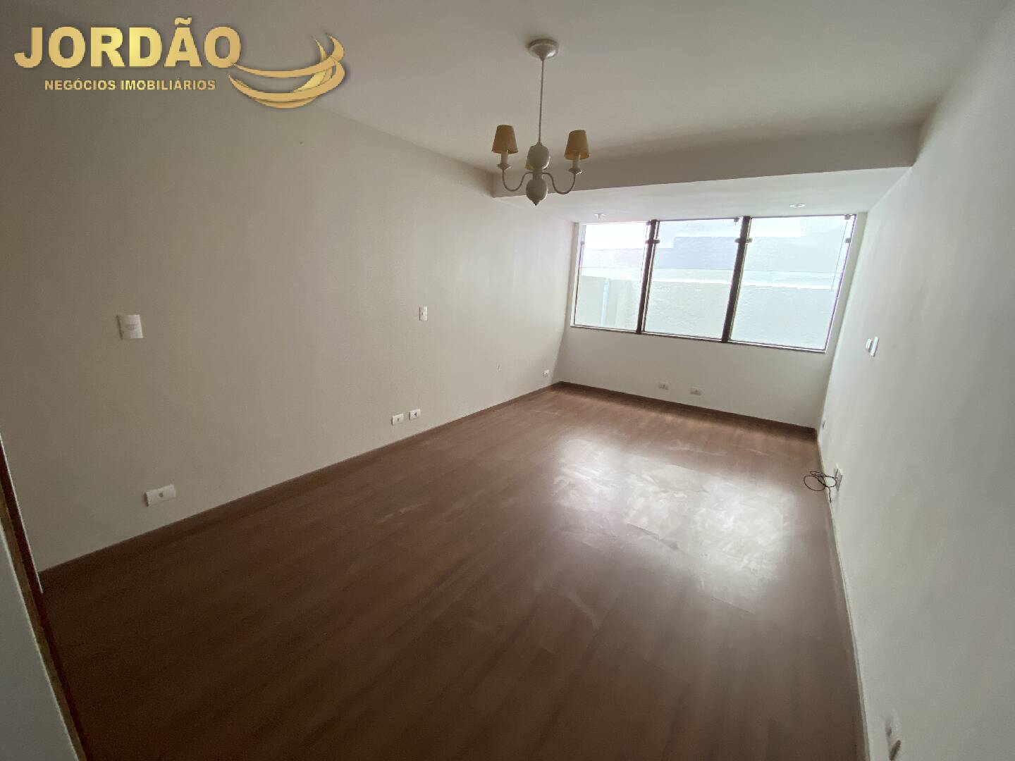 Casa de Condomínio para alugar com 4 quartos, 335m² - Foto 12