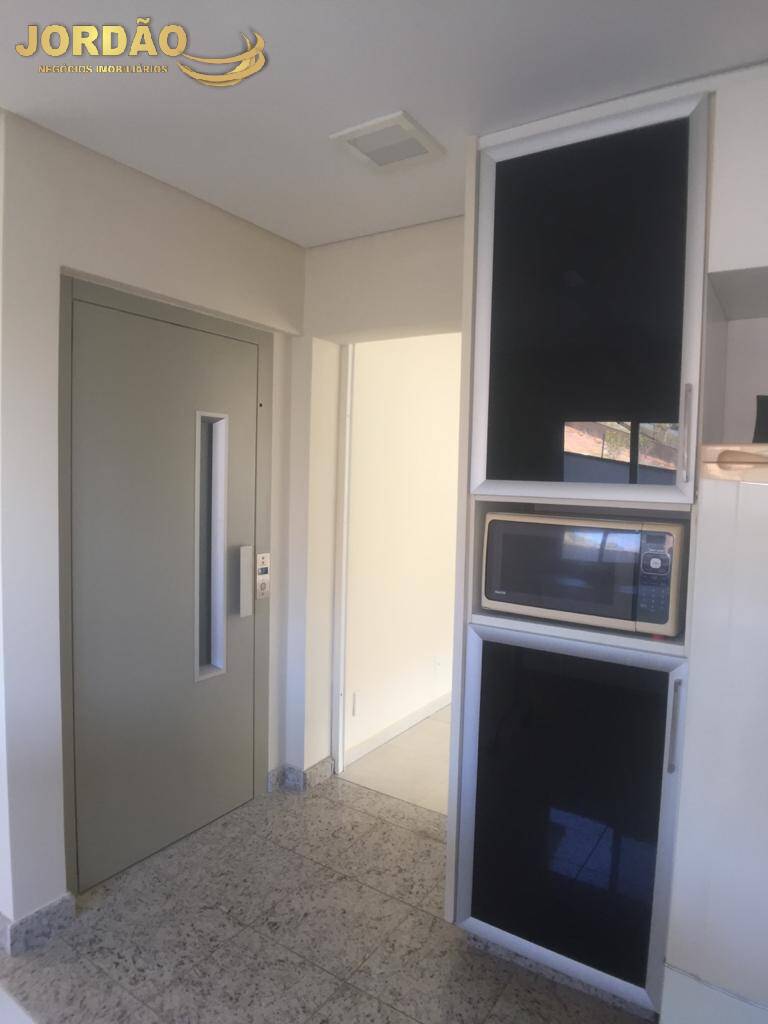 Casa de Condomínio à venda com 5 quartos, 450m² - Foto 17