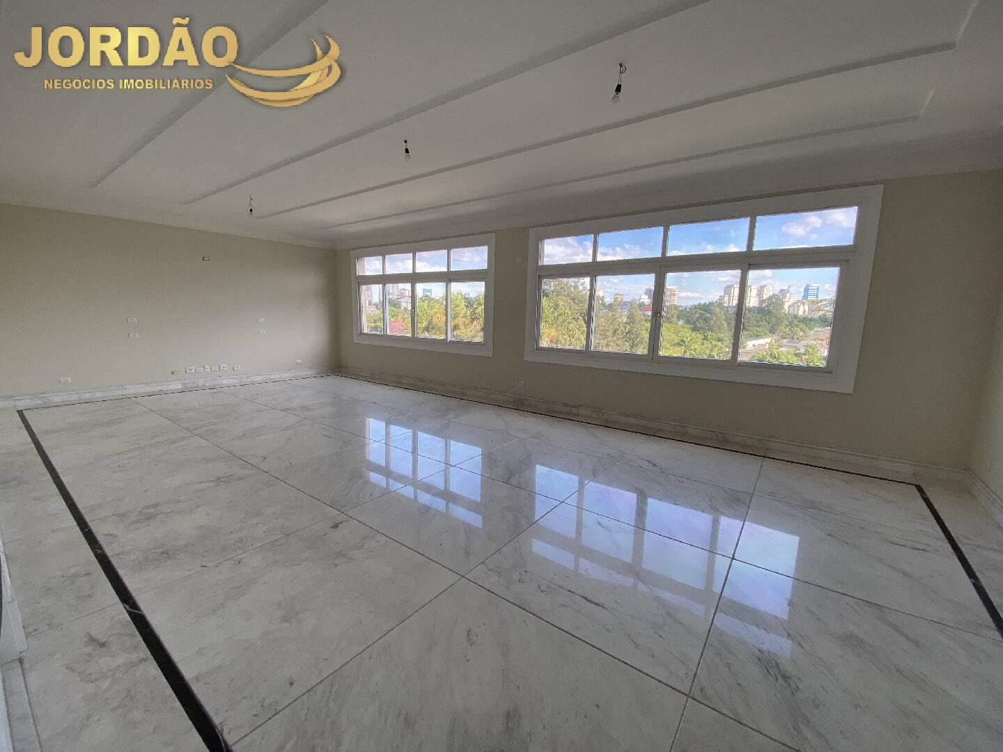 Casa de Condomínio à venda com 8 quartos, 2215m² - Foto 11