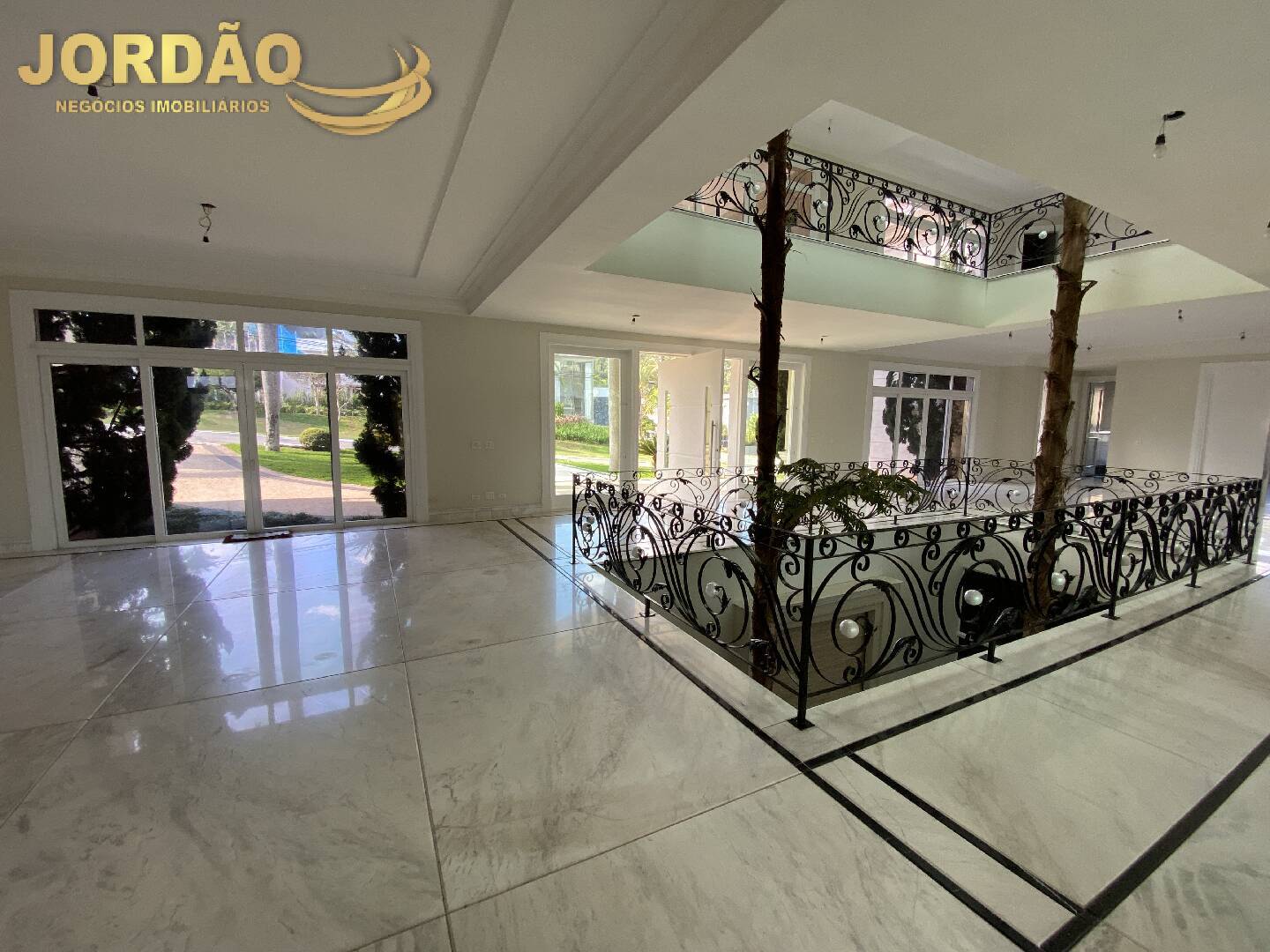 Casa de Condomínio à venda com 8 quartos, 2215m² - Foto 22