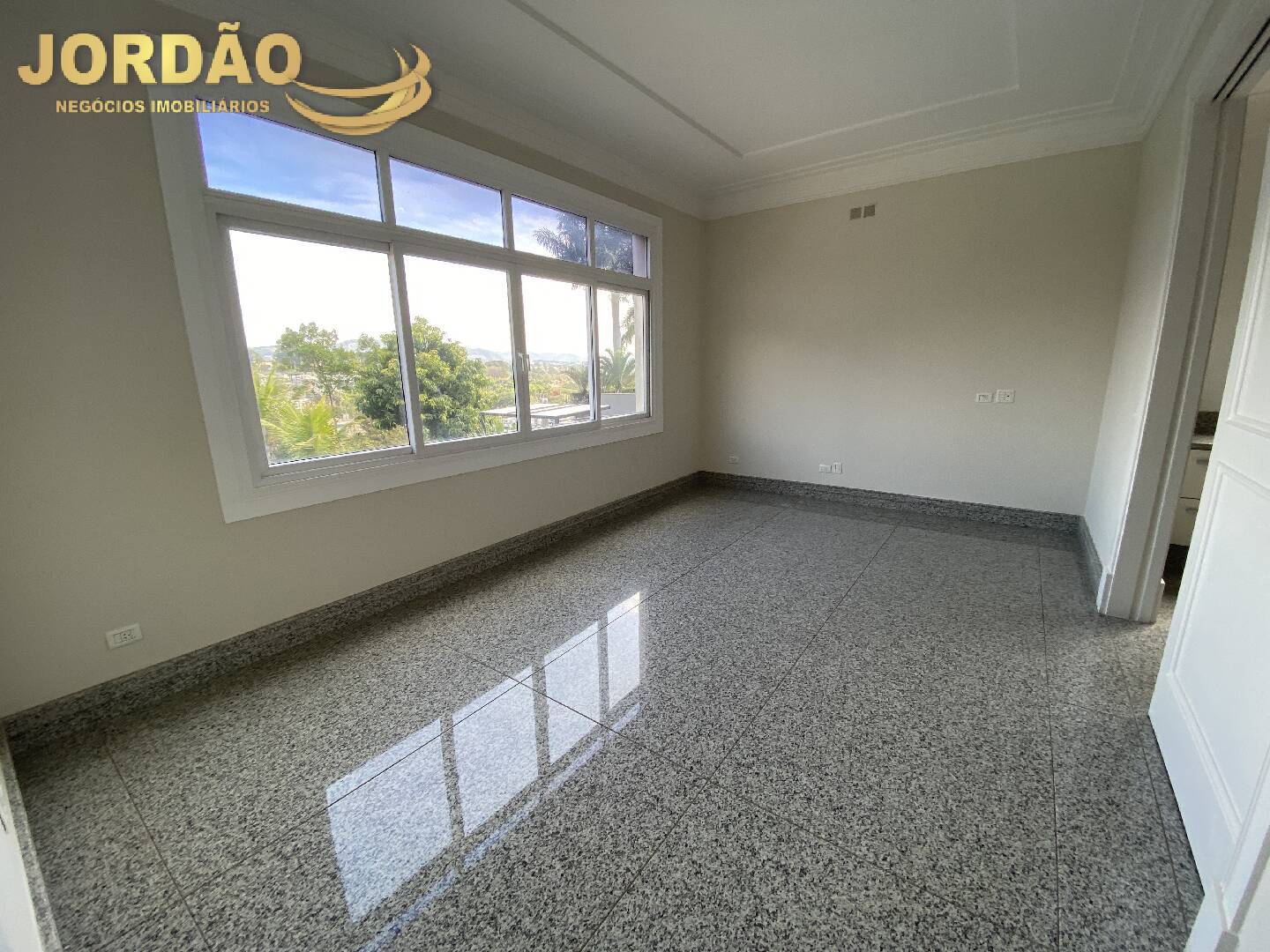 Casa de Condomínio à venda com 8 quartos, 2215m² - Foto 29