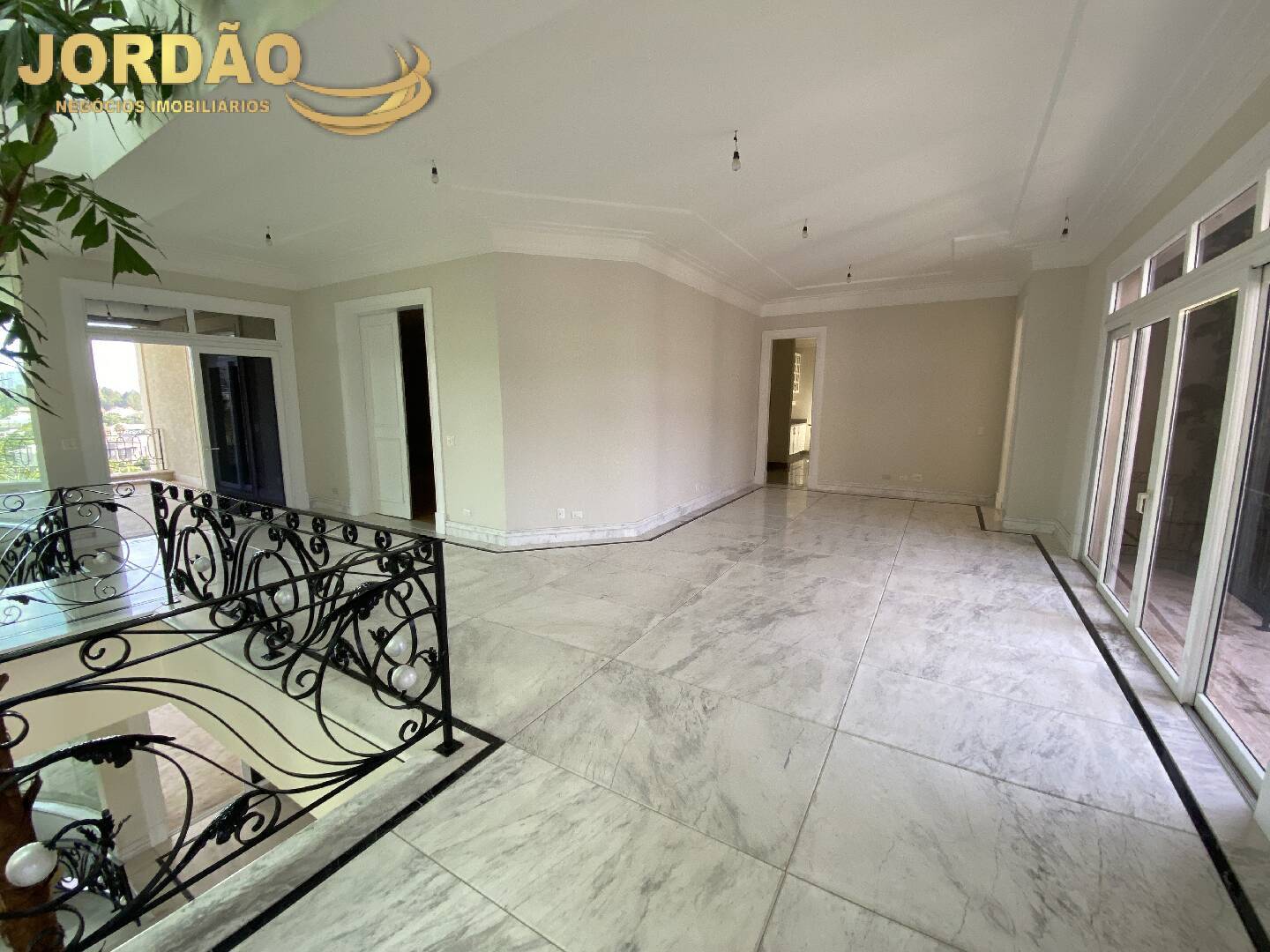 Casa de Condomínio à venda com 8 quartos, 2215m² - Foto 37