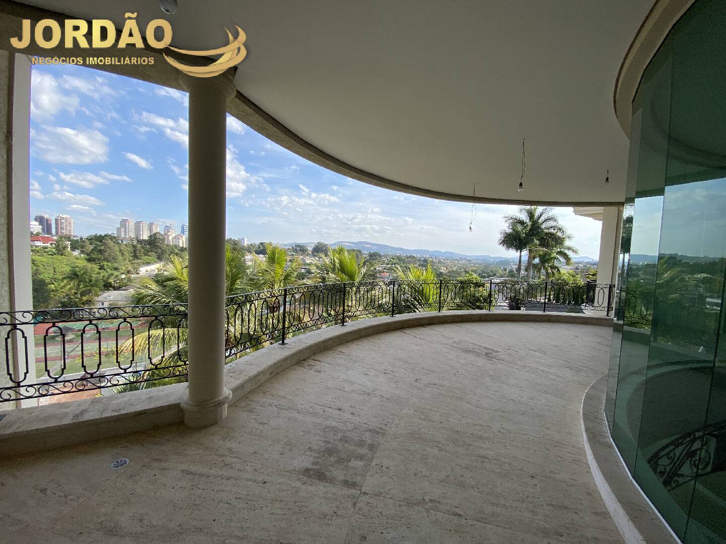 Casa de Condomínio à venda com 8 quartos, 2215m² - Foto 42