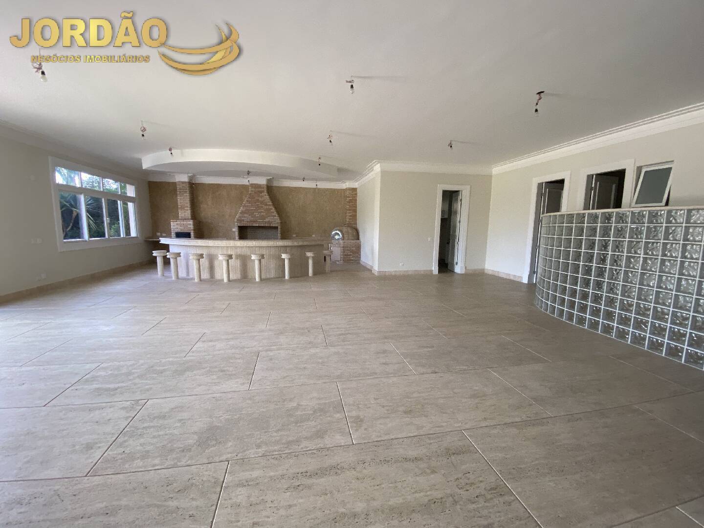 Casa de Condomínio à venda com 8 quartos, 2215m² - Foto 95