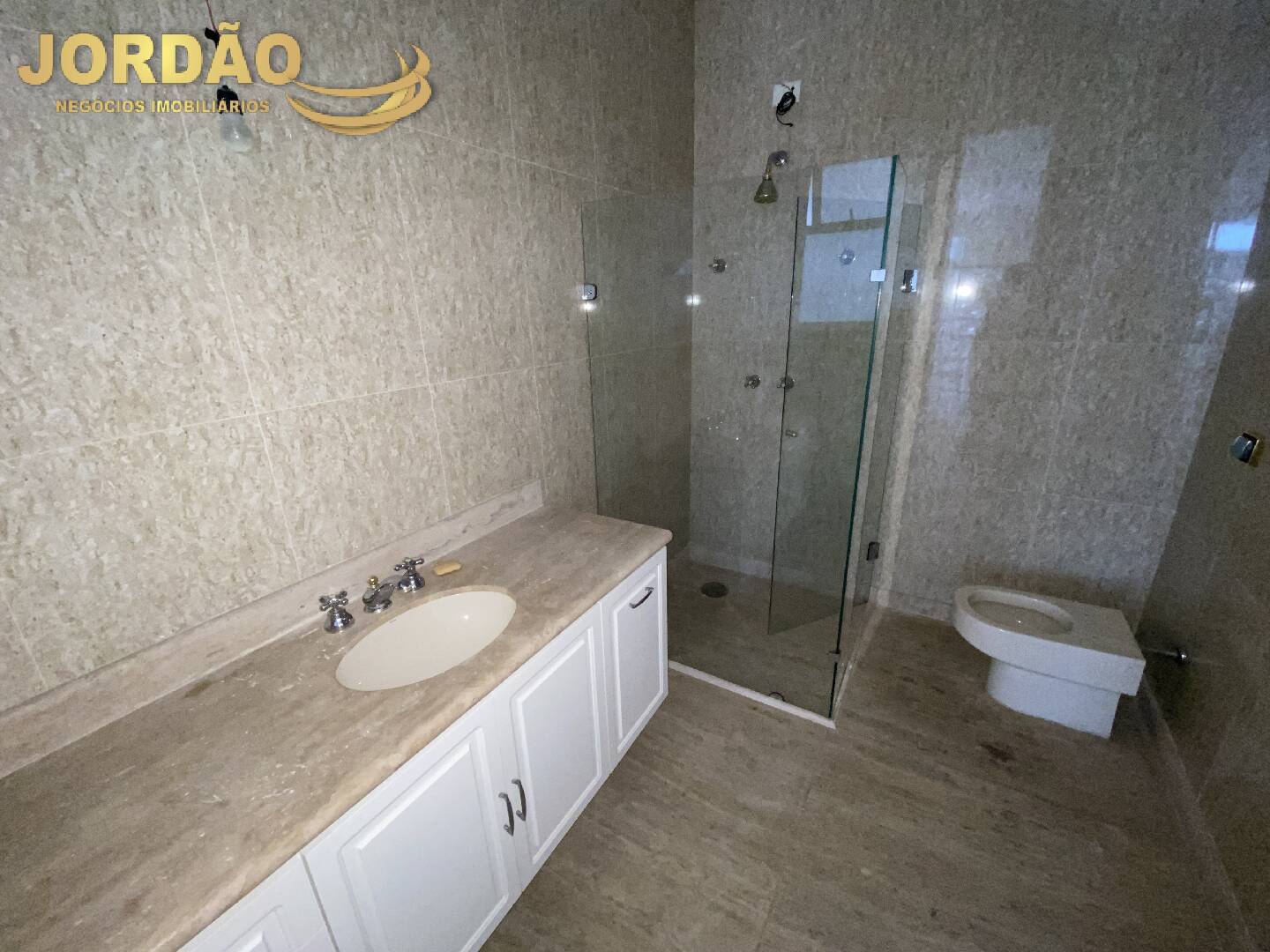 Casa de Condomínio à venda com 8 quartos, 2215m² - Foto 99