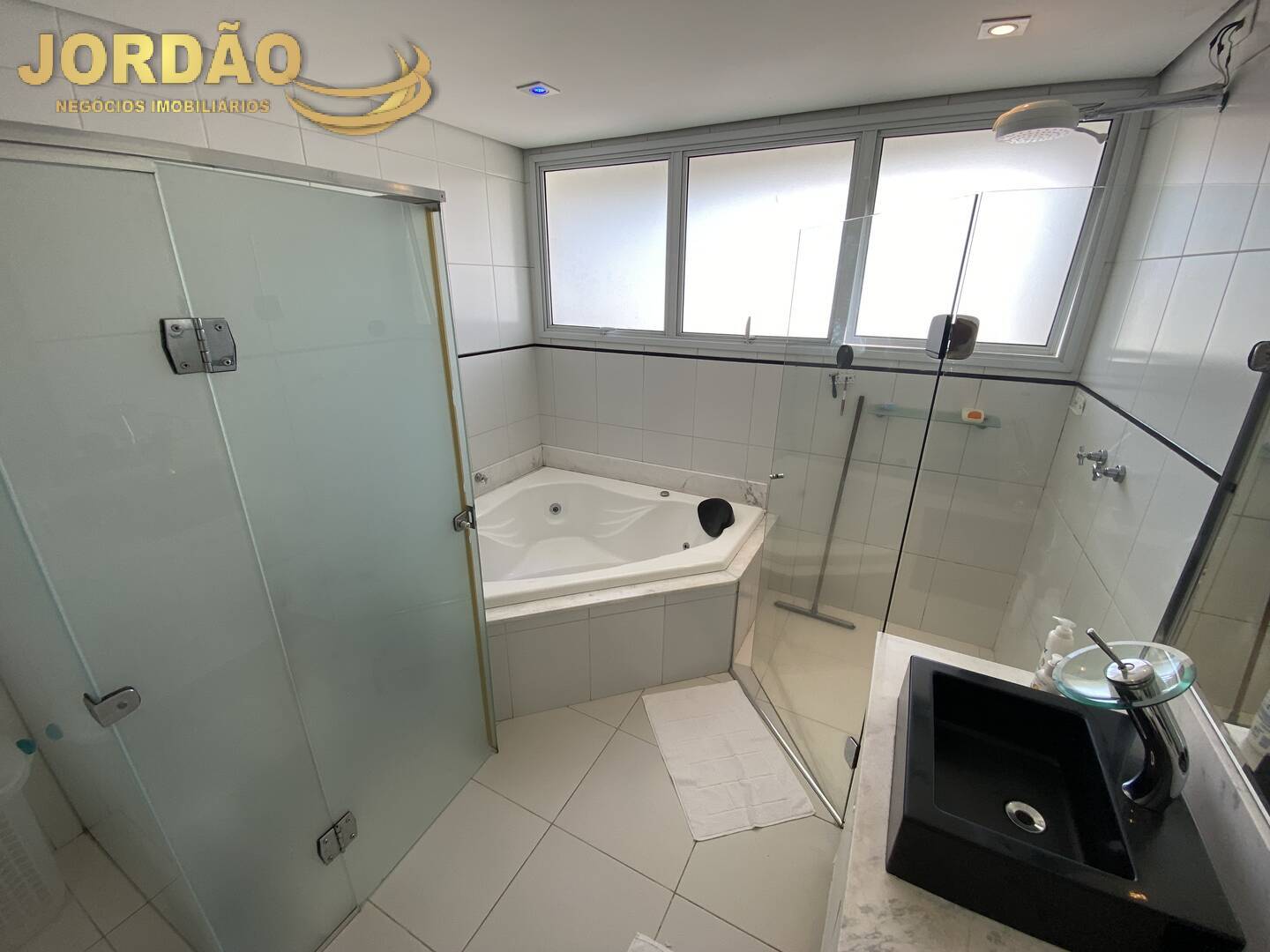 Casa de Condomínio à venda com 4 quartos, 330m² - Foto 20