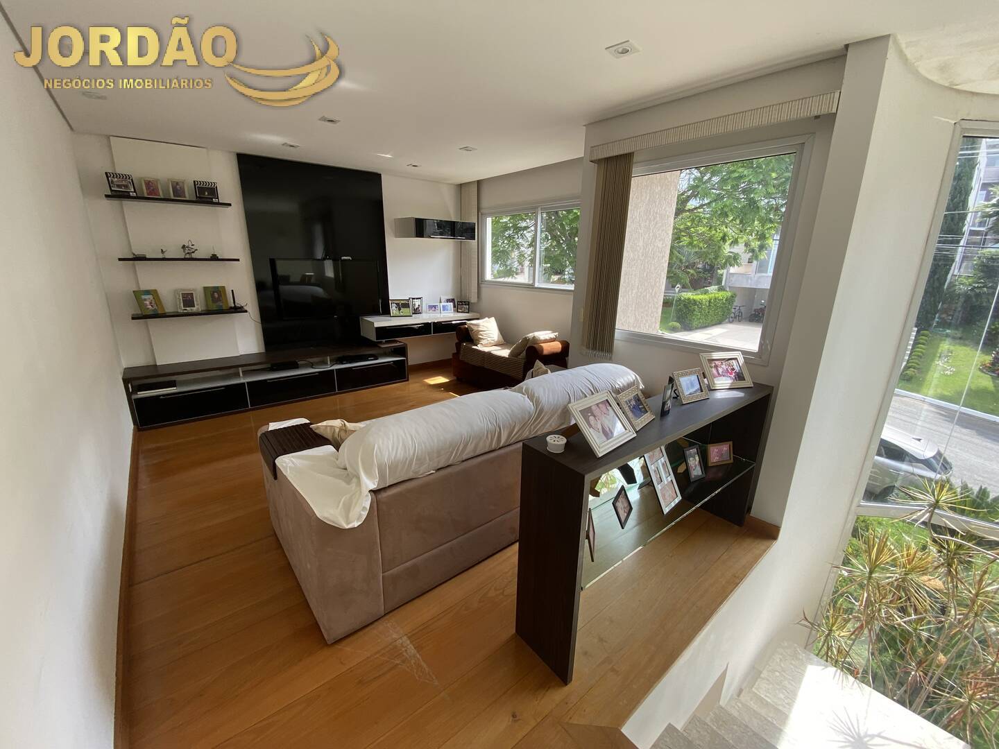 Casa de Condomínio à venda com 4 quartos, 330m² - Foto 11