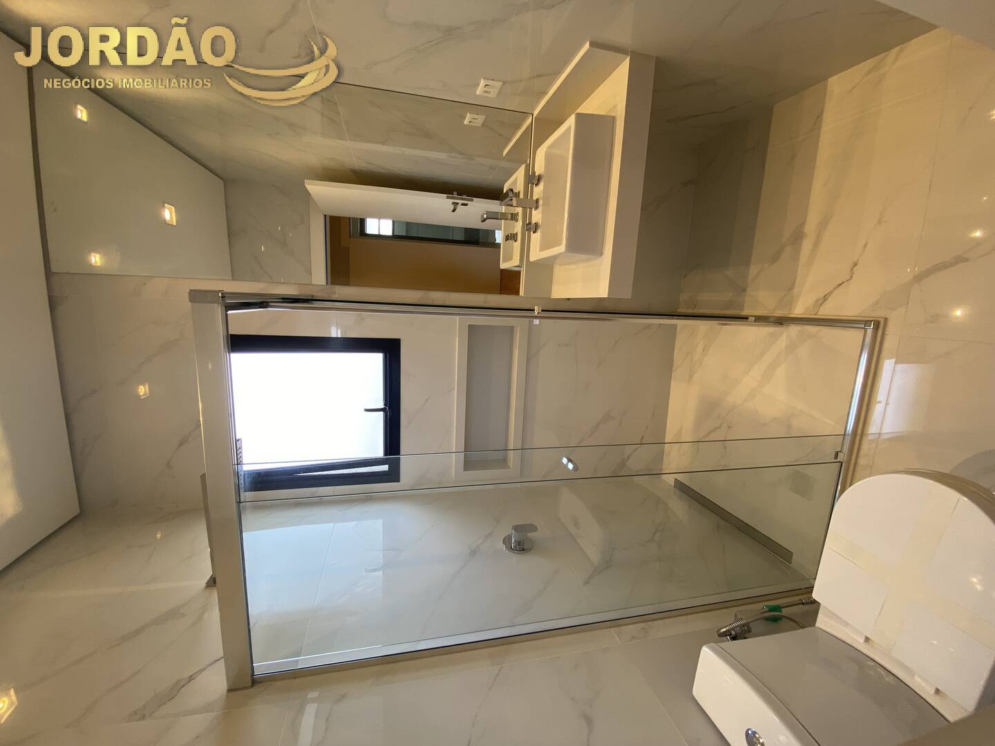 Casa de Condomínio à venda com 4 quartos, 438m² - Foto 13