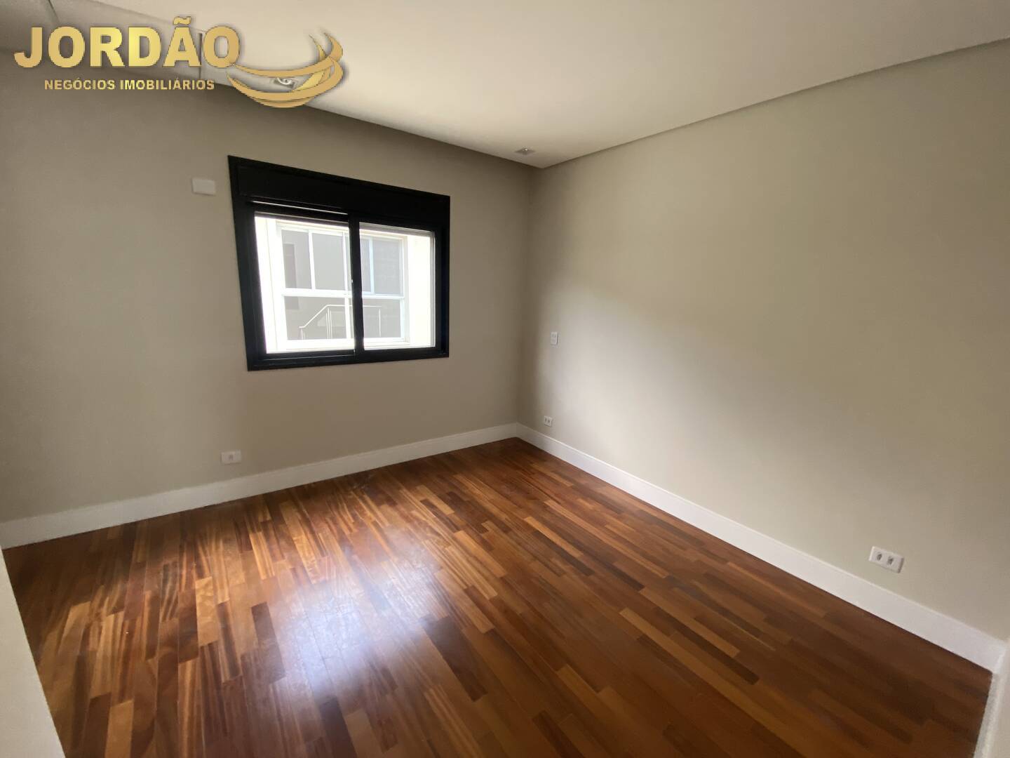 Casa de Condomínio à venda com 4 quartos, 440m² - Foto 15