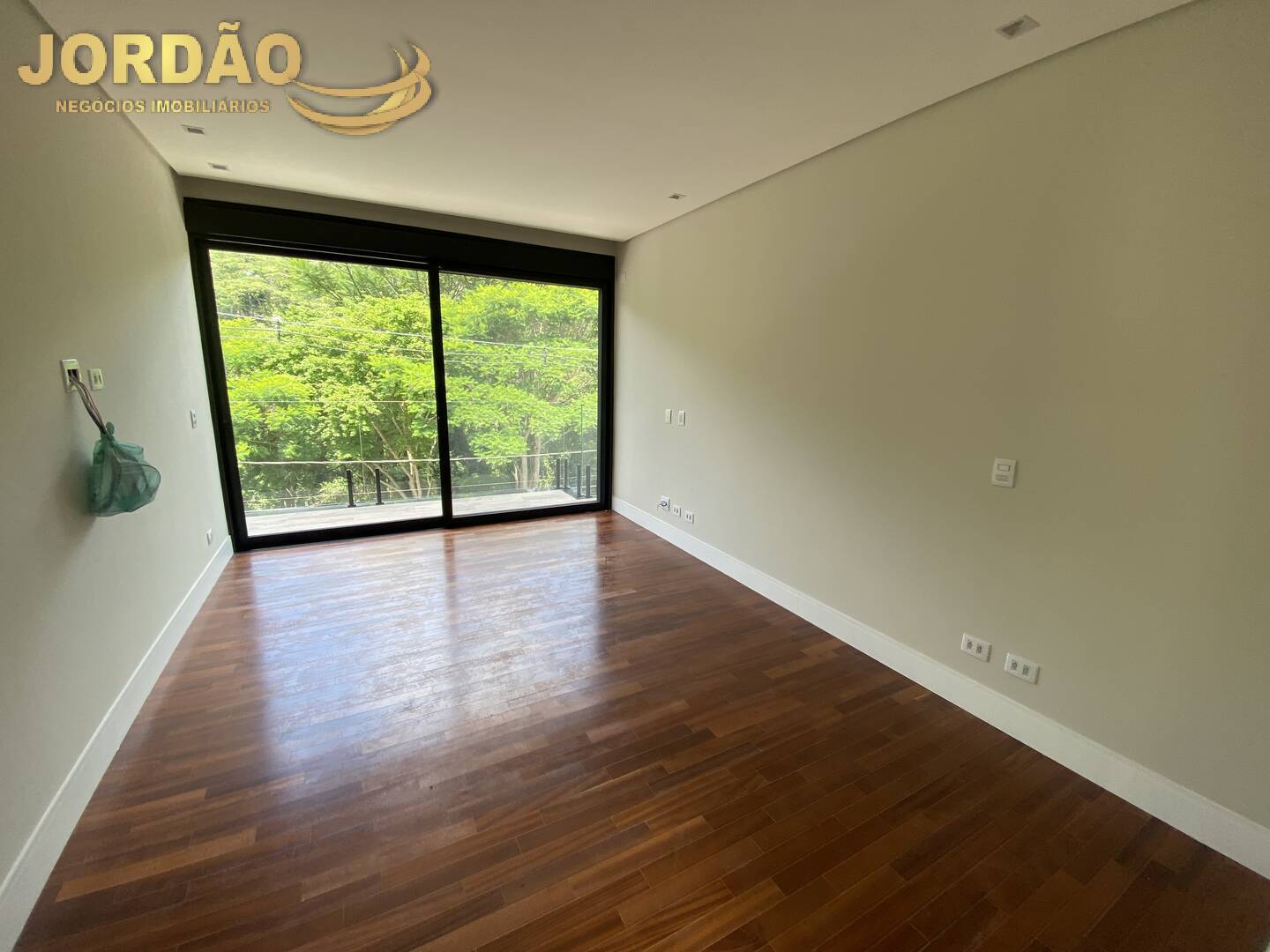 Casa de Condomínio à venda com 4 quartos, 440m² - Foto 18